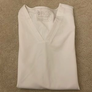 New/never worn/ brand new white FIGS scrub set /jogger pant , size small